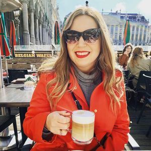 Meet your Posher, Jenn